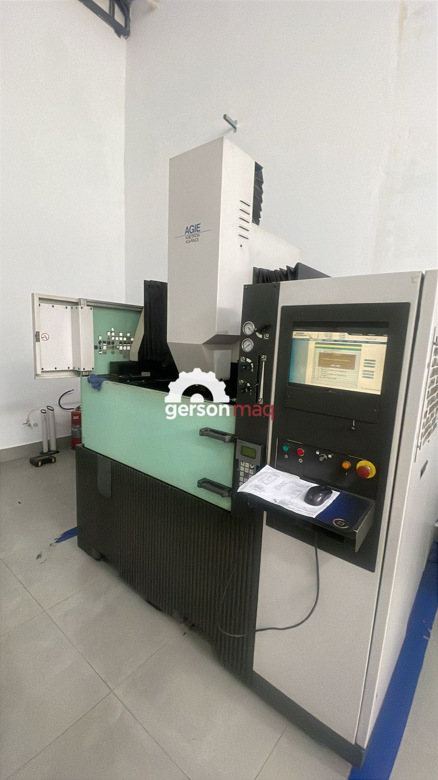 ELETROEROSAO A PENETRACAO CNC AGIE AGIETRON ADVANCED 1PM - ANO 2005